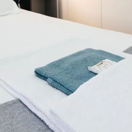 Oura V2 Flores * Албуфейра