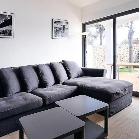 Oura V2 Flores فيلة