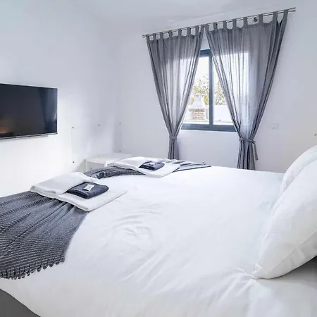 Oura V2 Flores البوفيرا